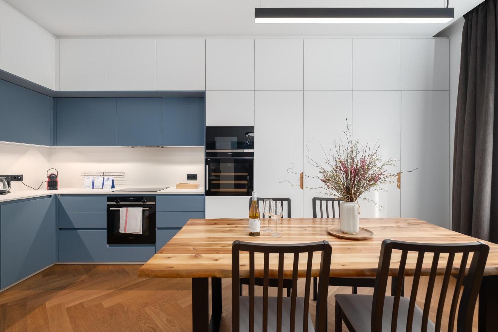 Days - Modern With Workspace - Quiet Area * Prag